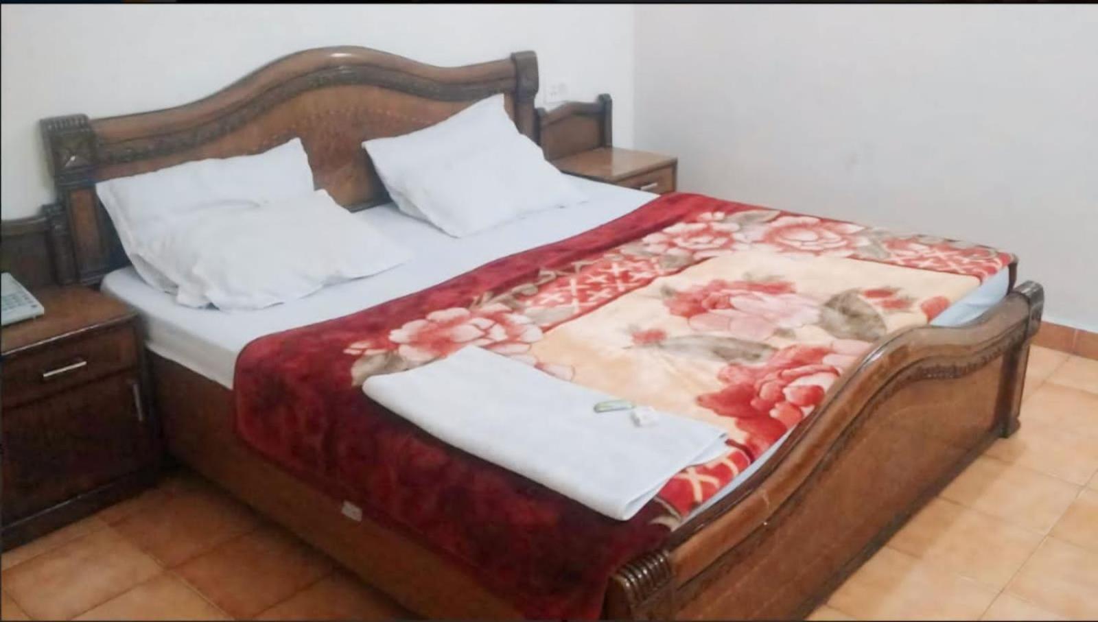 Narayani Guest House By Grb Kankhal Ngoại thất bức ảnh