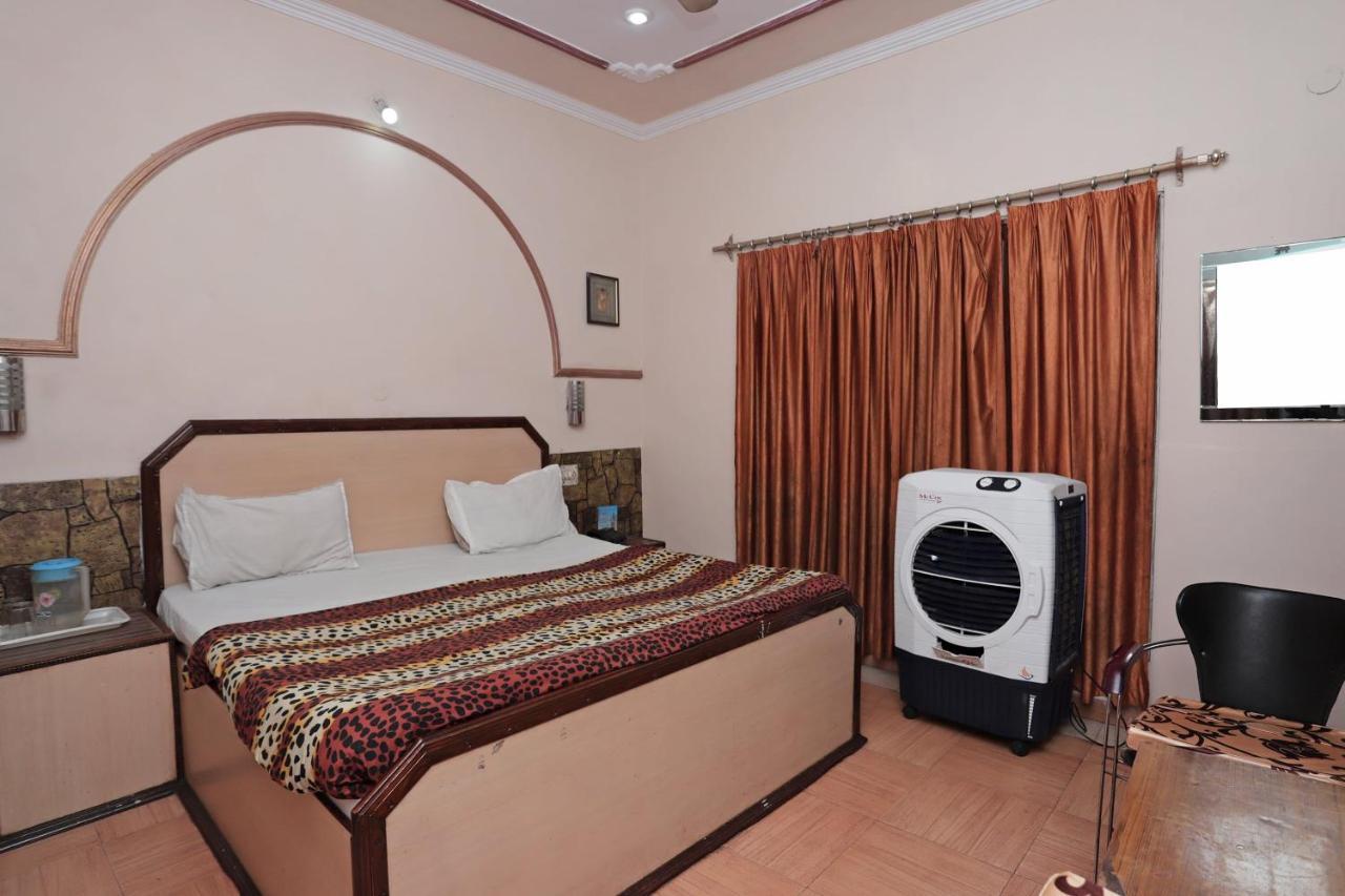 Narayani Guest House By Grb Kankhal Ngoại thất bức ảnh